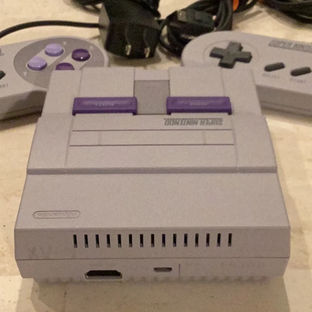 Super Nintendo SNES Mini Classic Edition Console 21 Games CLV-201 Tested